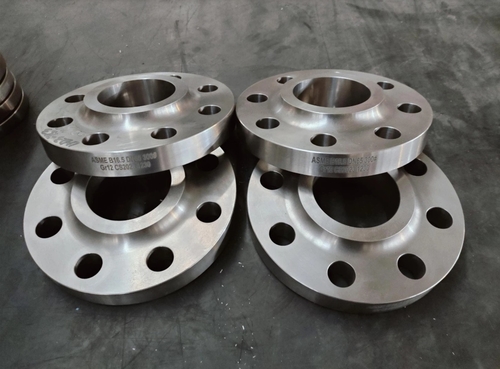 Últimas notícias da empresa sobre 5 de janeiro LHTi Parte da Flange de Titânio e Anel de Titânio Exposição de Envio