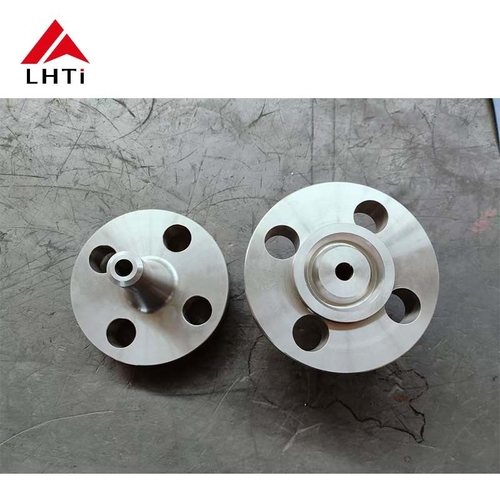 Últimas notícias da empresa sobre Lihua Titanium: Dominar as flanges de titânio e expandir a presença internacional