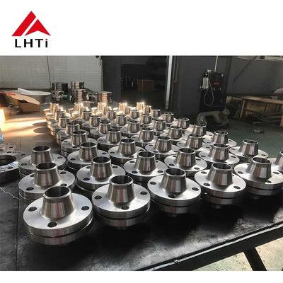 Projeto de flanges de titânio para aplicações de petróleo e gás de alta tensão